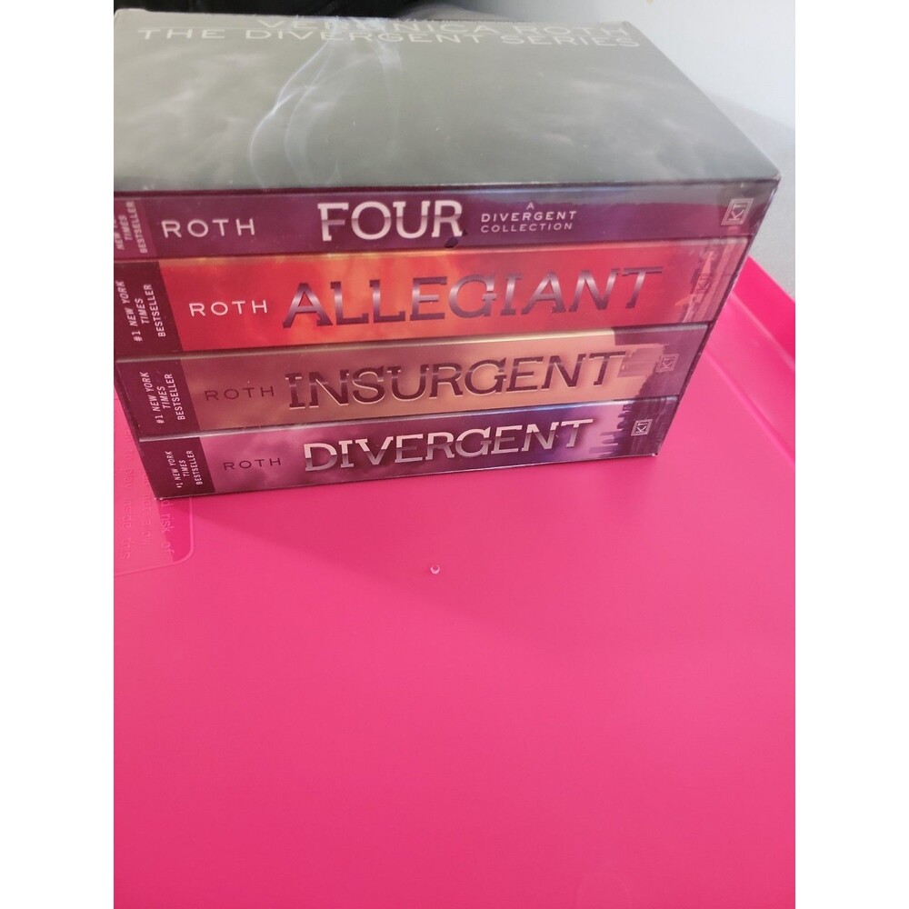 NEW Divergent Series Four-Book Hardcover Gift Set New And Sealed